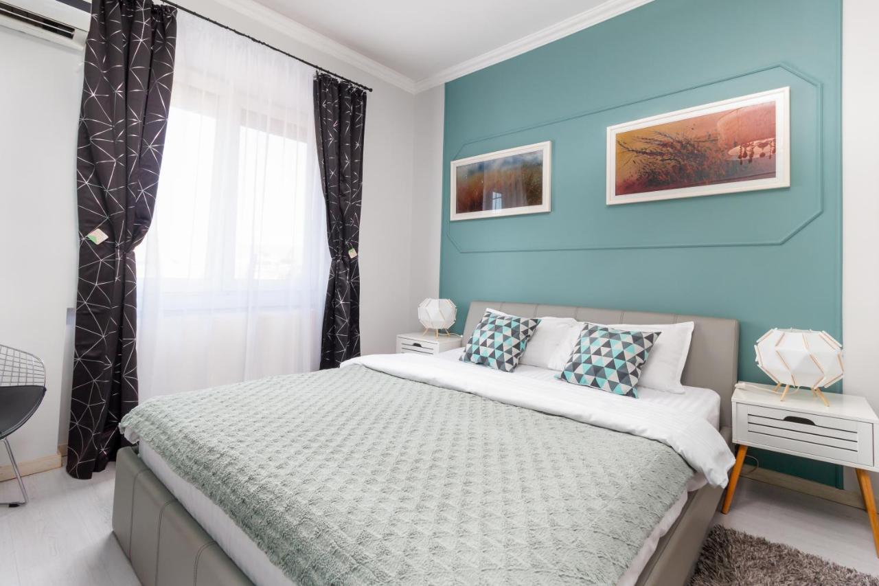 Moonlight Central Apartments Oradea Ngoại thất bức ảnh
